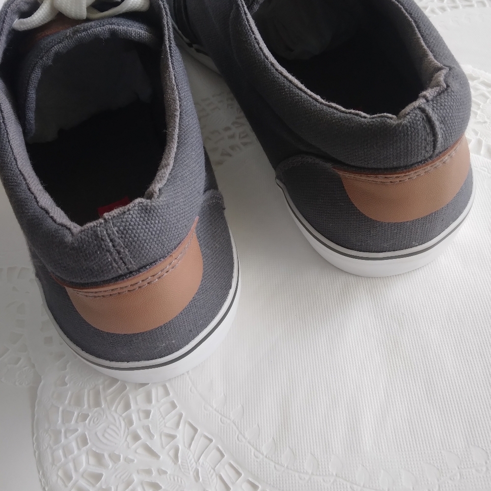 UNIONBAY boat style canvas shoes - Picture 5 of 9
